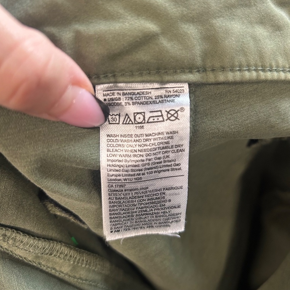 Banana Republic Women's Size 8P Green Sloan Fit Skinny Ankle Pants Cargo Pockets - Picture 10 of 12